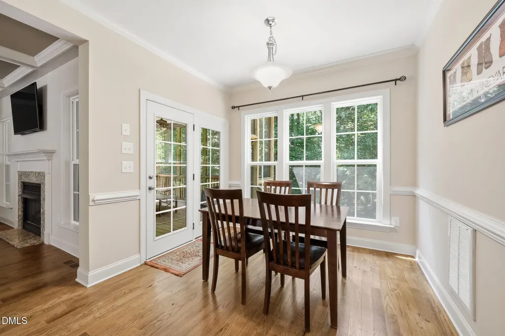 4821 Sweet Chestnut Lane Raleigh NC 27610