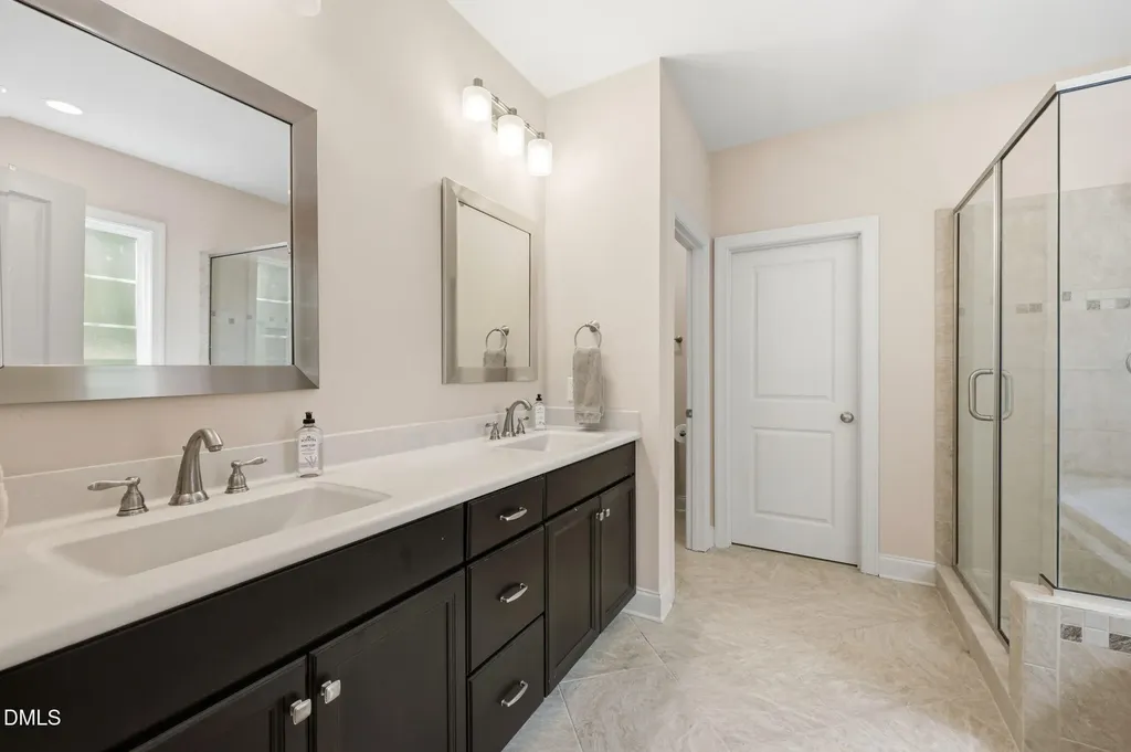 4821 Sweet Chestnut Lane Raleigh NC 27610