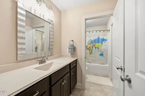 4821 Sweet Chestnut Lane Raleigh NC 27610