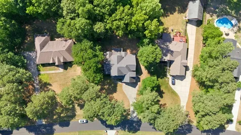 4821 Sweet Chestnut Lane Raleigh NC 27610