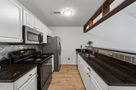 19 Crystal Oaks Court Durham NC 27707