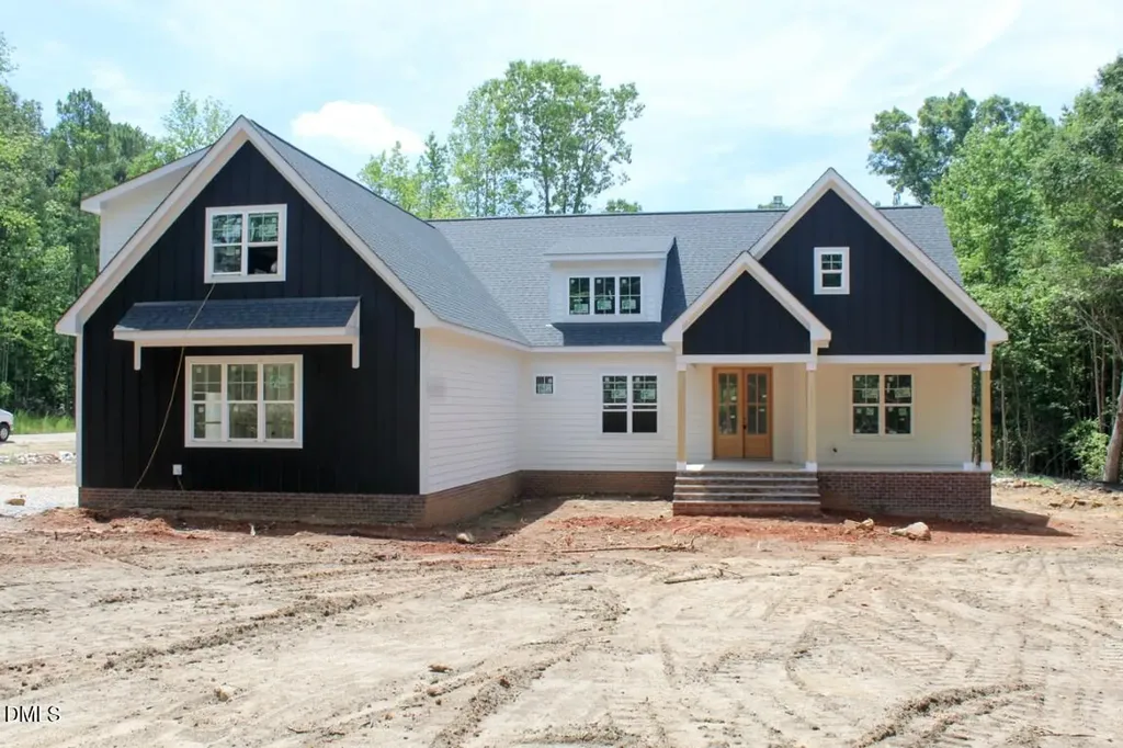 5317 Asher Woods Youngsville NC 27596