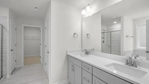 5004 Dezola Street Apex NC 27539