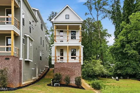502 W Chatham Street Apex NC 27502