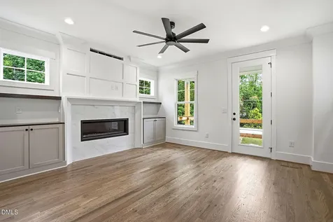 502 W Chatham Street Apex NC 27502