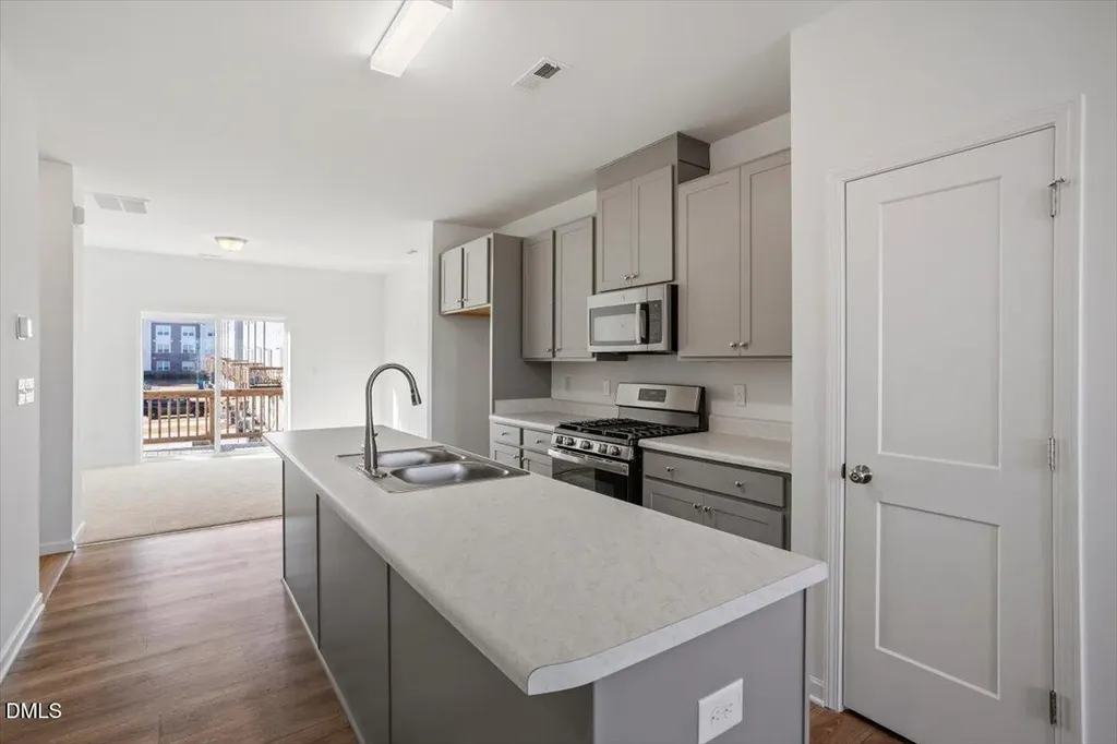 443 N Fisher Street Raleigh NC 27610
