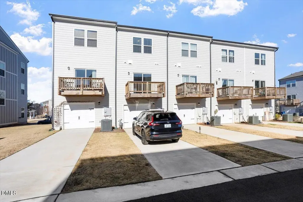 1916 Oak City Lane Raleigh NC 27610