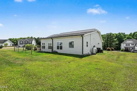 218 Planters Ridge Drive Pikeville NC 27863