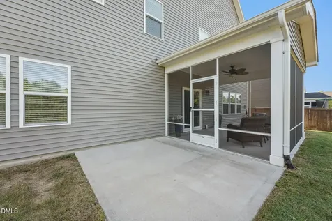 2616 Nordmann Fir Road Raleigh NC 27616