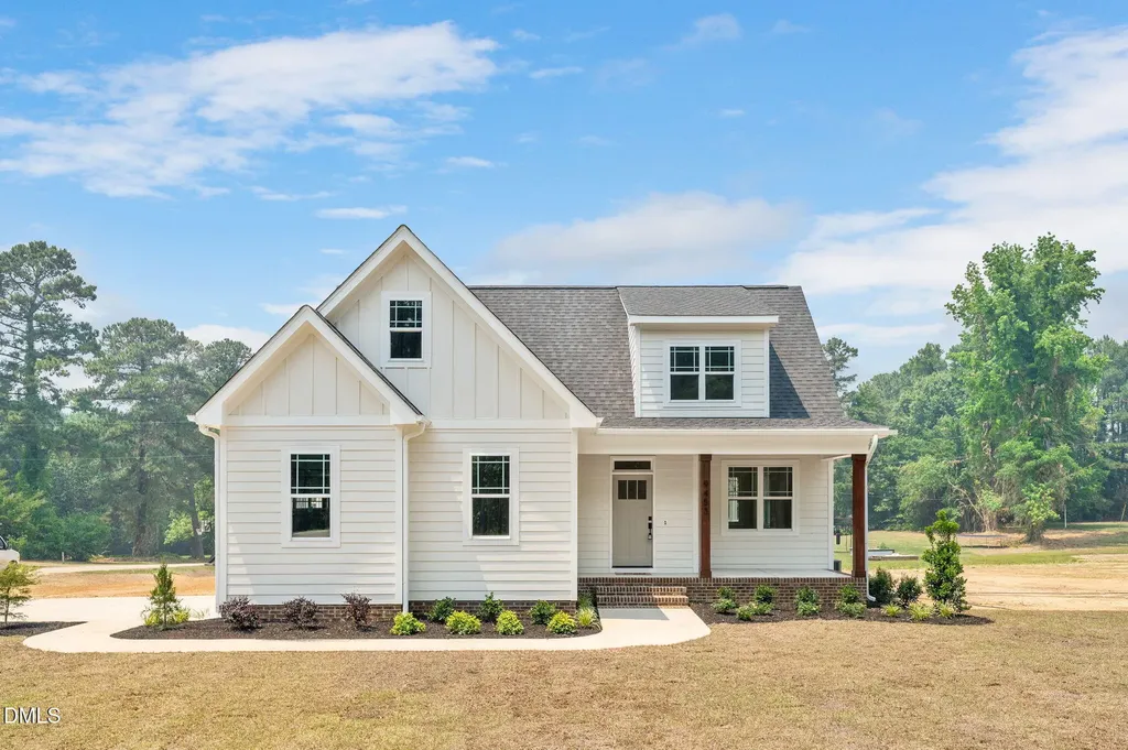 9453 Nc 42 Holly Springs NC 27540