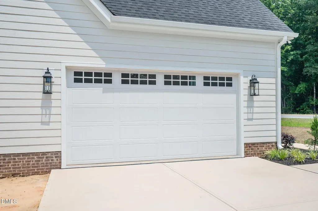9453 Nc 42 Holly Springs NC 27540