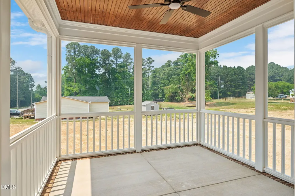 9453 Nc 42 Holly Springs NC 27540