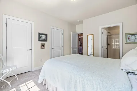 2061 Pineola Bog Trail Apex NC 27502
