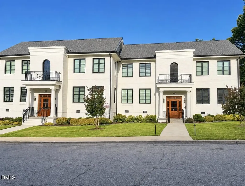 607 Smedes Place Raleigh NC 27605