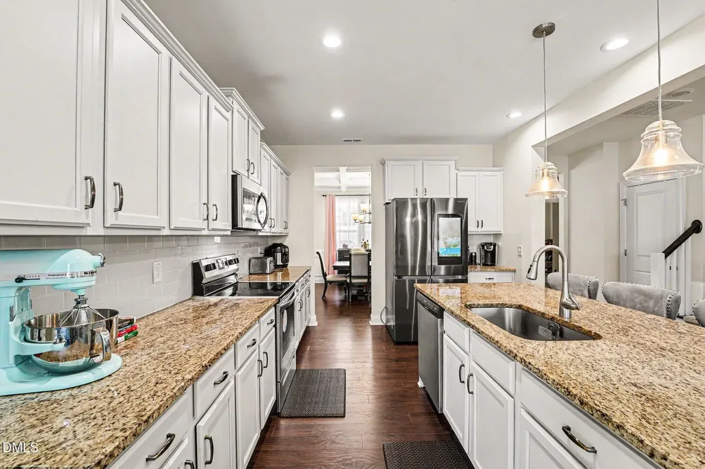 17 Barton Bay Lane Clayton NC 27520