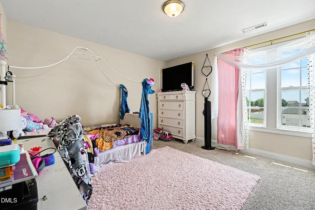 17 Barton Bay Lane Clayton NC 27520