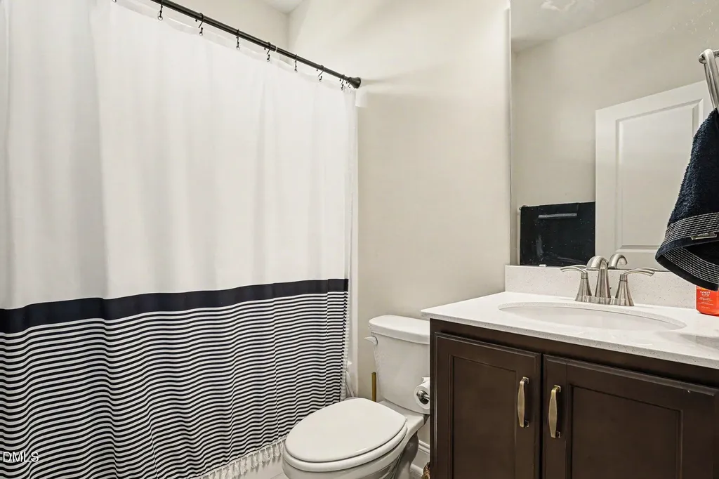 17 Barton Bay Lane Clayton NC 27520