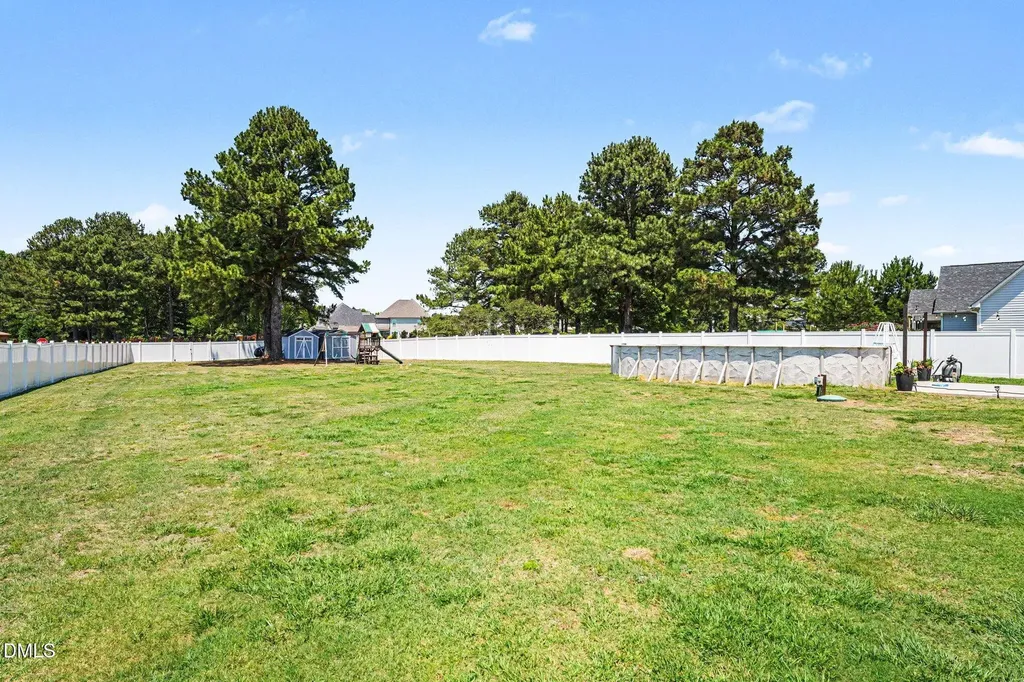 17 Barton Bay Lane Clayton NC 27520