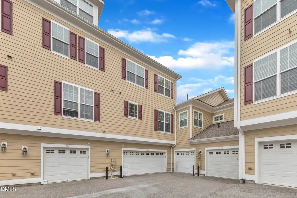 9211 Calabria Drive Raleigh NC 27617