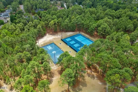 304 Quail Hollow Sanford NC 27332