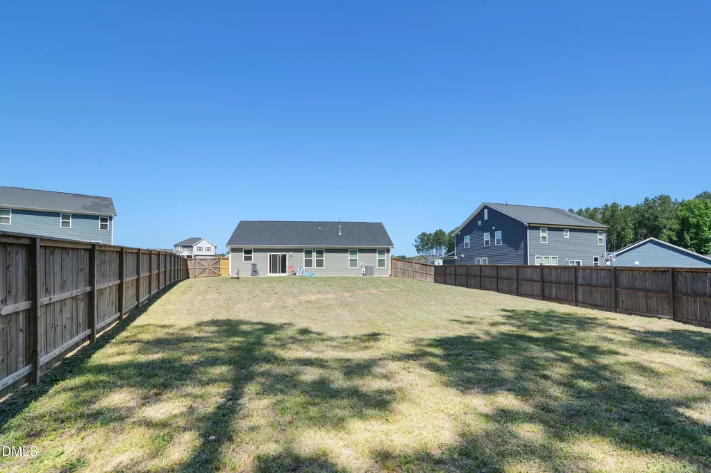 22 Mcintosh Court Fuquay Varina NC 27526