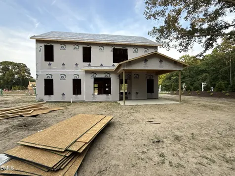 27 Bandelier Drive Selma NC 27576