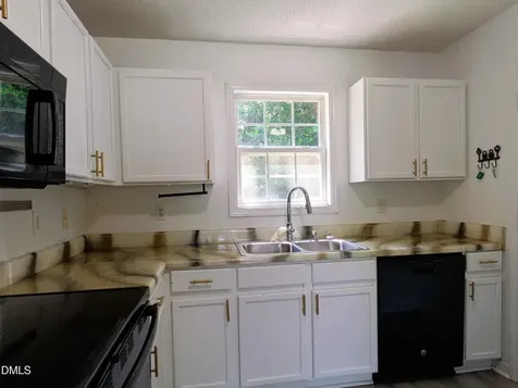 1901 Gladiolus Lane Willow Springs NC 27592
