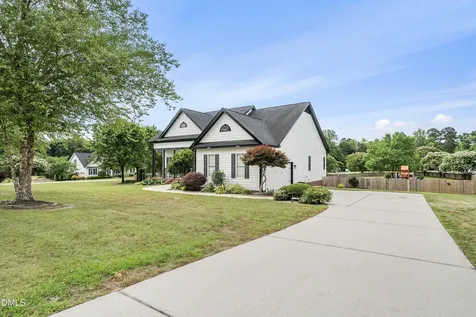 6001 Glennevis Lane Wendell NC 27591