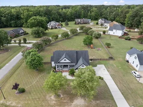 6001 Glennevis Lane Wendell NC 27591