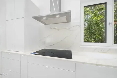 4637 Array Drive Chapel Hill NC 27516