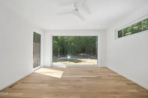 4637 Array Drive Chapel Hill NC 27516