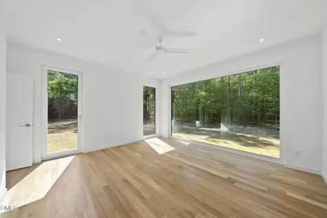 4637 Array Drive Chapel Hill NC 27516