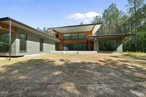 4637 Array Drive Chapel Hill NC 27516