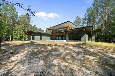 4637 Array Drive Chapel Hill NC 27516