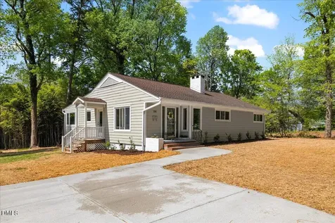 106 Circle Drive Mebane NC 27302