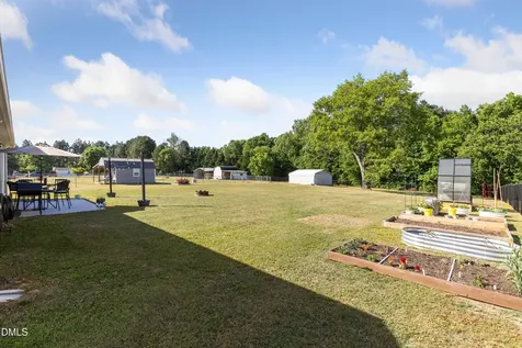 2430 Bay Valley Road Kenly NC 27542