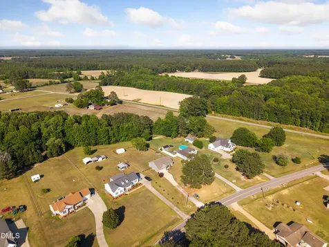 2430 Bay Valley Road Kenly NC 27542