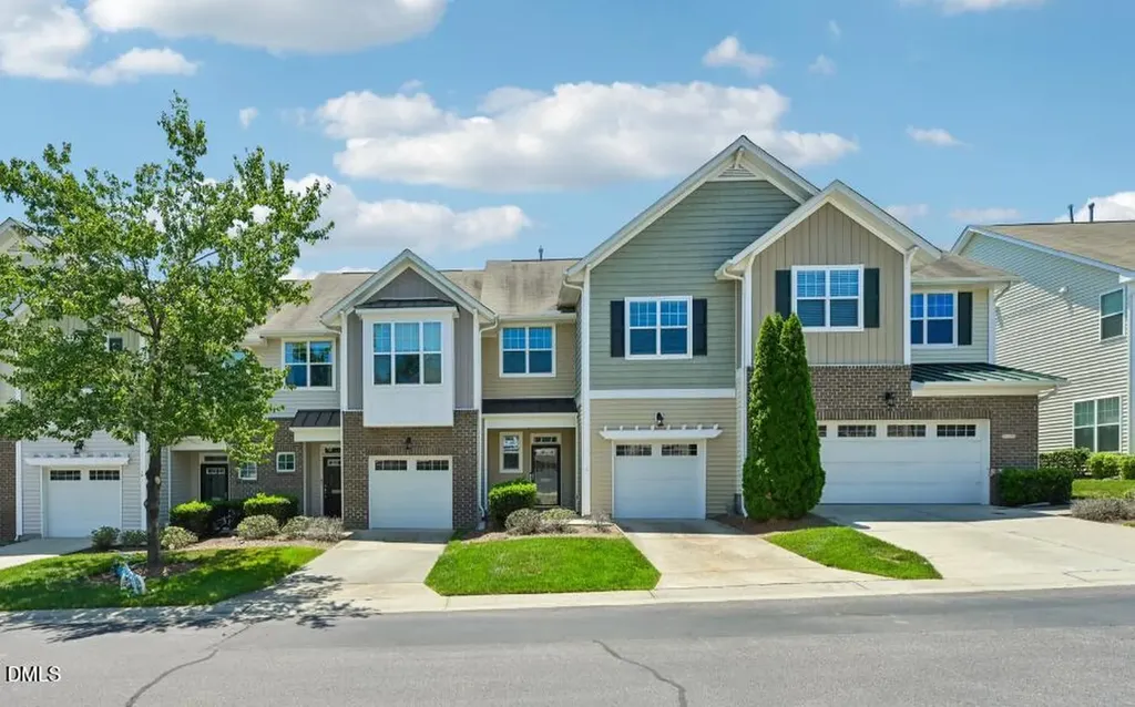 7213 Ladbrooke Street Raleigh NC 27617