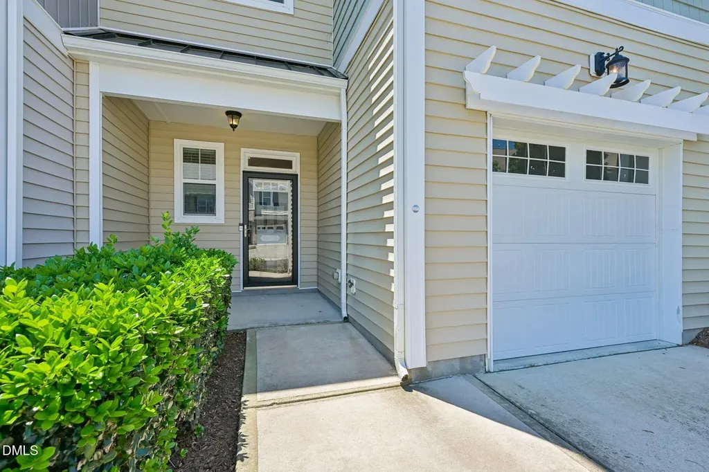7213 Ladbrooke Street Raleigh NC 27617