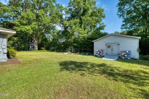 356 Holland Road Smithfield NC 27577
