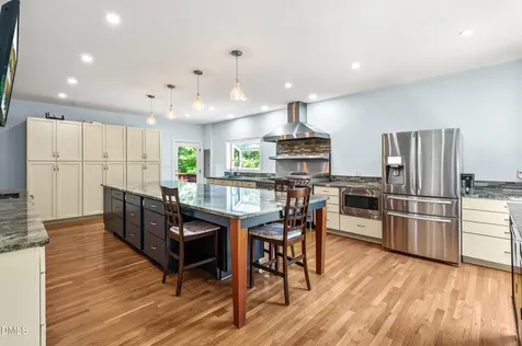 5223 Margon Place Hillsborough NC 27278
