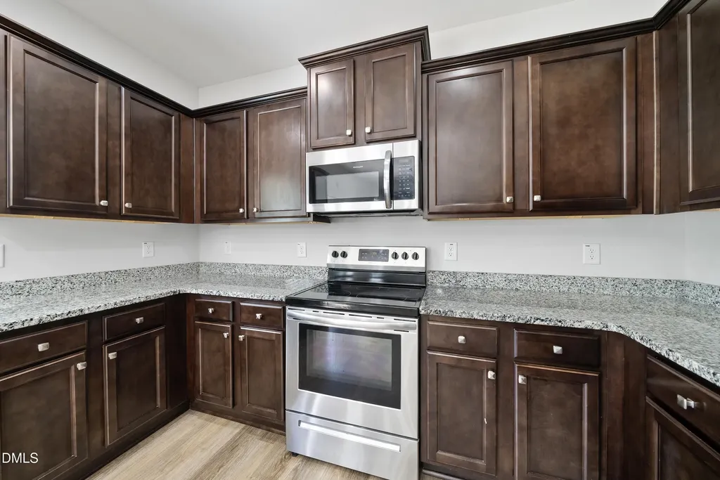 2816 Elsa Drive Raleigh NC 27610