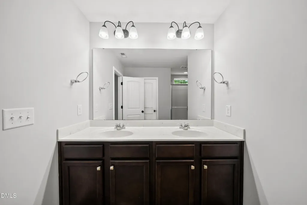 2816 Elsa Drive Raleigh NC 27610