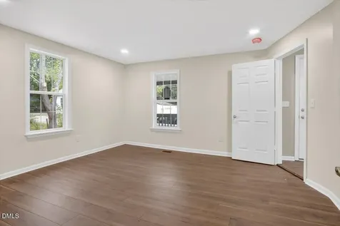 904 Elm Street Henderson NC 27536