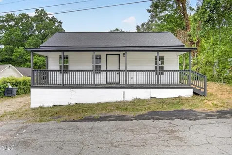 904 Elm Street Henderson NC 27536