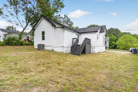 904 Elm Street Henderson NC 27536