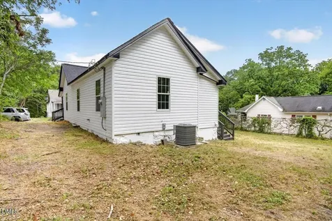 904 Elm Street Henderson NC 27536