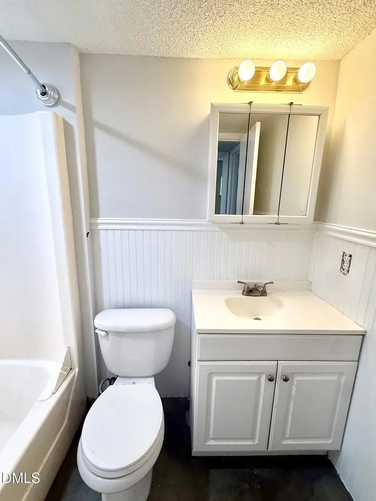 546 Pine Ridge Place Raleigh NC 27609