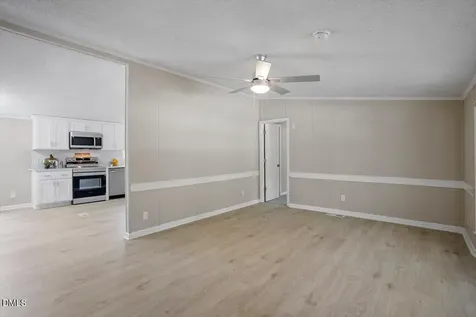 8218 N Nc 27 E Coats NC 27521