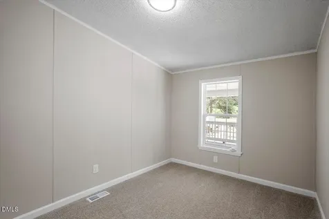 8218 N Nc 27 E Coats NC 27521